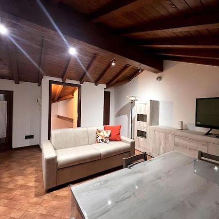 Home 26, Near The Lake Valmadrera Exterior foto