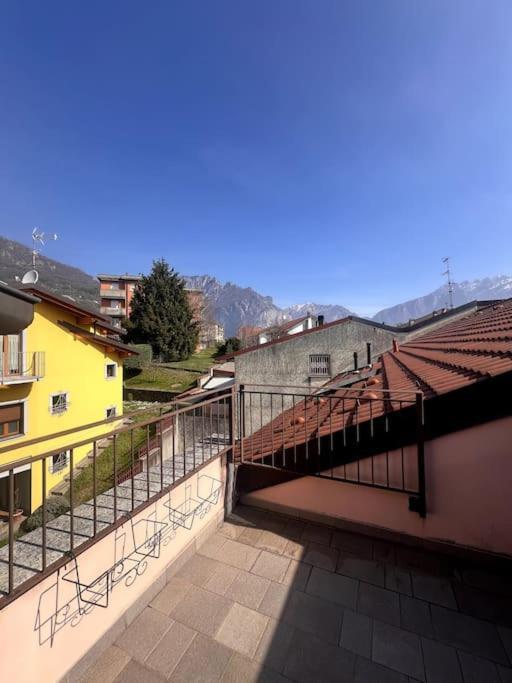 Home 26, Near The Lake Valmadrera Exterior foto